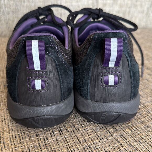NEW Dansko walking shoes - Picture 3 of 8